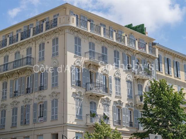 Nice Jean Médecin Appartement 3 pièces rénové avec balcon. 43m² Nice