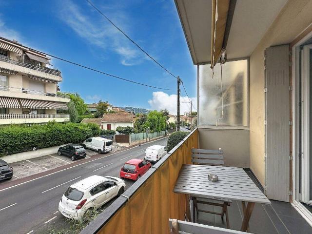 APPARTEMENT 3 PIECES MEUBLE 49 Boulevard Paul Doumer Résiden