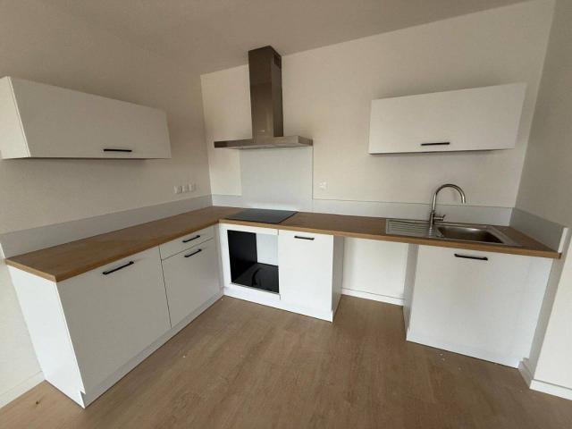 Appartement 3 pièces NEUF de 62 m² loggia de 11,80 m² et 1 place