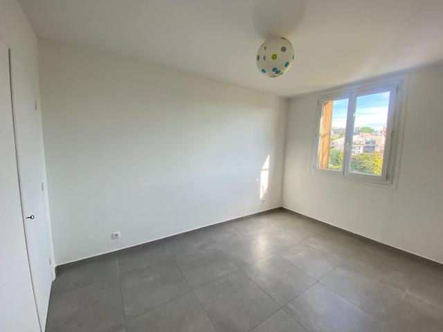 Appartement 3 pièces Nice 56.04m² 999€ à louer l'Adresse