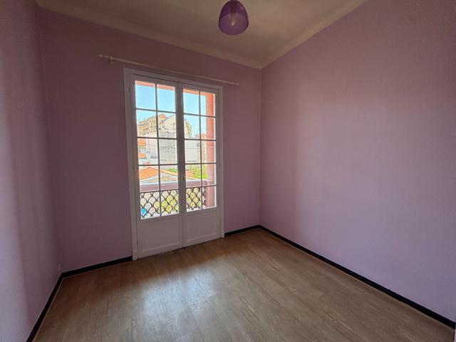 Appartement 3 pièces Nice 61.55m² 1090€ à louer