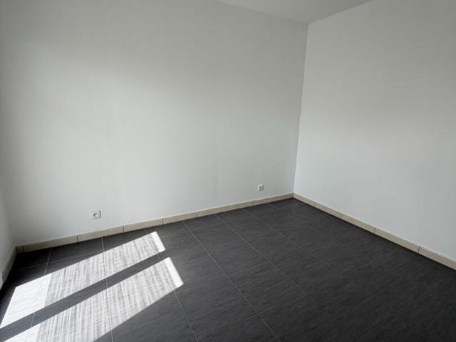 Appartement 3 pièces Ozoir la Ferrière 52.70m² 1100€ à louer