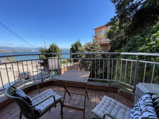 Appartement 3 pièces pied dans l'eau 52m² Théoule sur Mer
