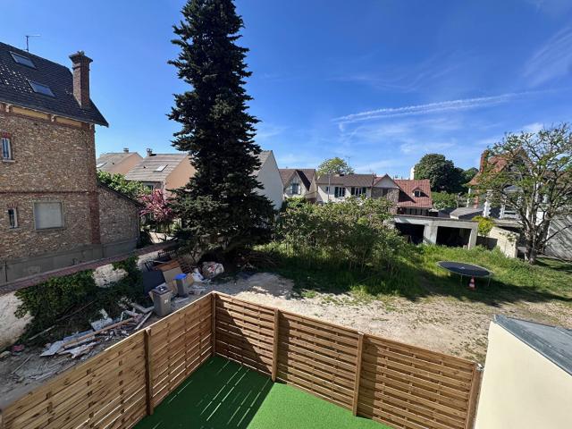 Appartement 3 pièces Poissy 63.00m² 1300€ à louer l'Adresse