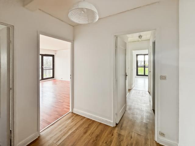 APPARTEMENT 3 PIECES PROCHE COMMODITES