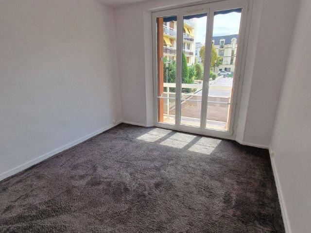 Appartement 3 pièces rénové de 63,87 m² — balcon, parking, résid
