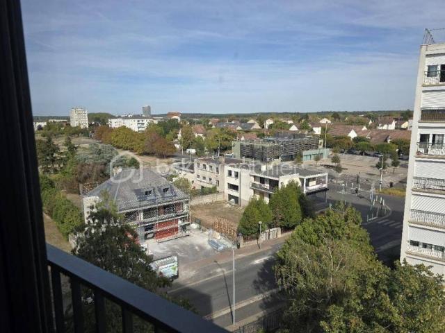 Appartement 3 pièces Refait à neuf avec vue sur la ville