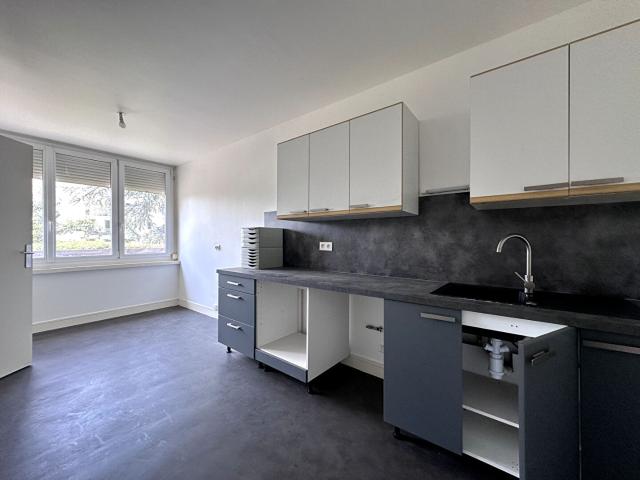 Appartement 3 pièces Reims 73.71m² 805€ à louer l'Adresse