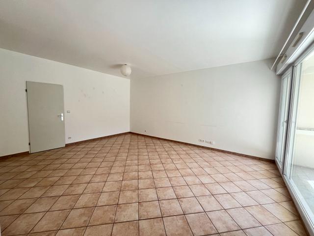 Appartement 3 pièces Reims 73.81m² 913€ à louer l'Adresse