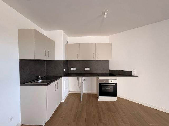 Appartement 3 pieces residence recente