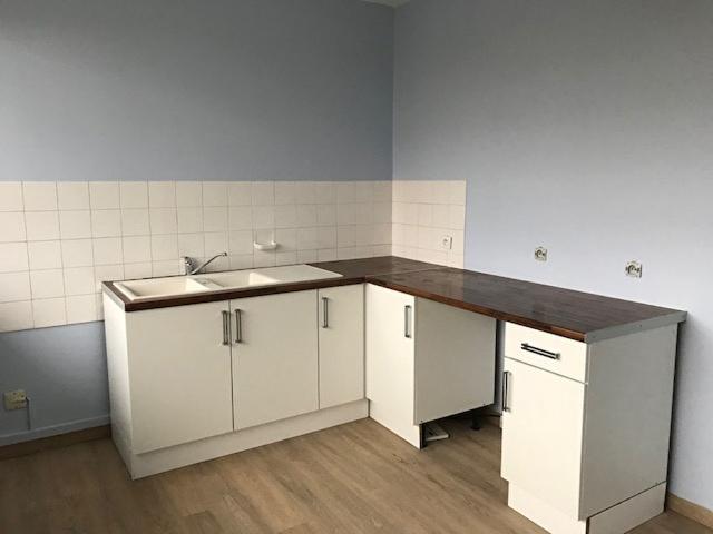 Appartement 3 pièces Rochefort 84.21m² 945€ à louer