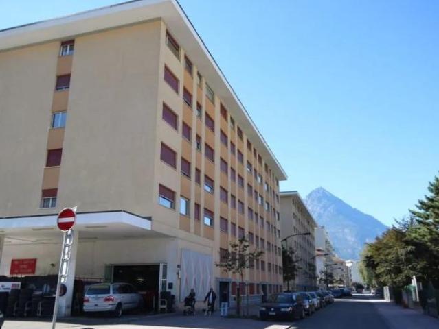 Appartement 3.5 pces au 4ème étage au centre ville
