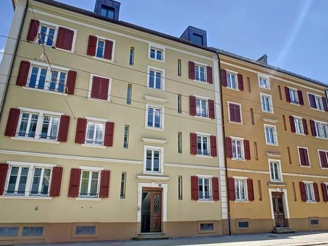 Appartement 3.5 pièces avec balcon