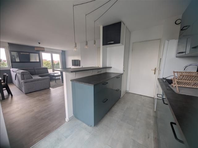 Appartement 3ème étage 69,12 m2 3 pièces Meublé