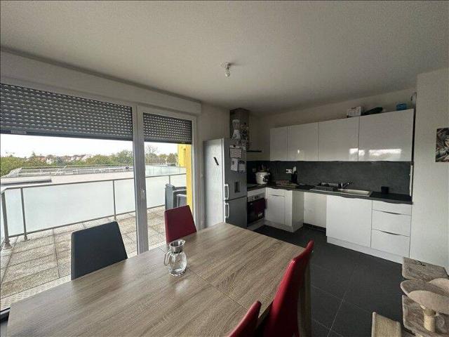 Appartement 3ème étage 61,55 m2 3 pièces Non meublé