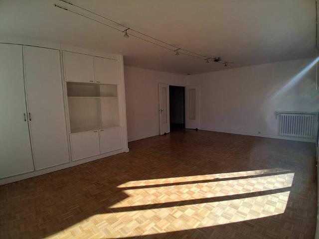 Appartement 3P balcon Paris 15ème