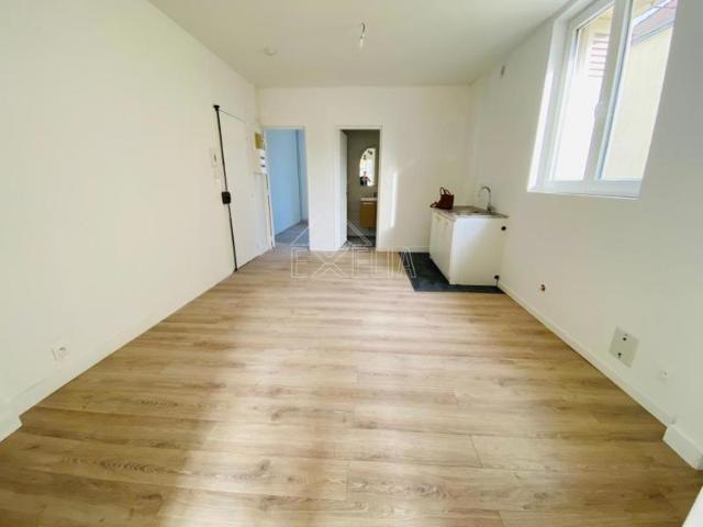APPARTEMENT T3 – 45,65 m² – Rez de chaussée – Bonnières sur Seine
