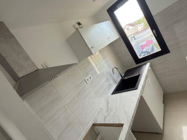 “Appartement T3 48 m² – 2 chambres – 2 parkings – jardin collectif”