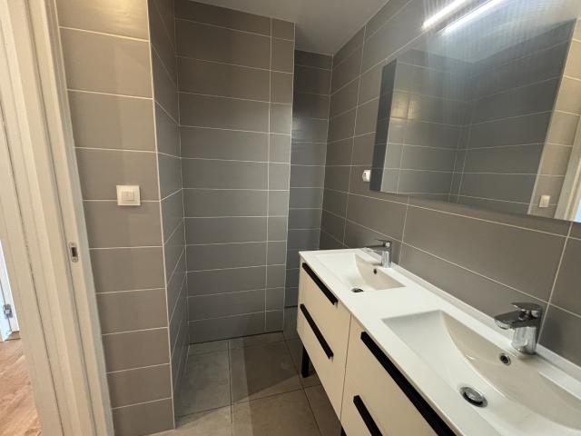 APPARTEMENT T3 57.63m2 69100 VILLEURBANNE