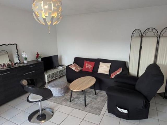Appartement T3 57.74 m² avec balcon et piscine