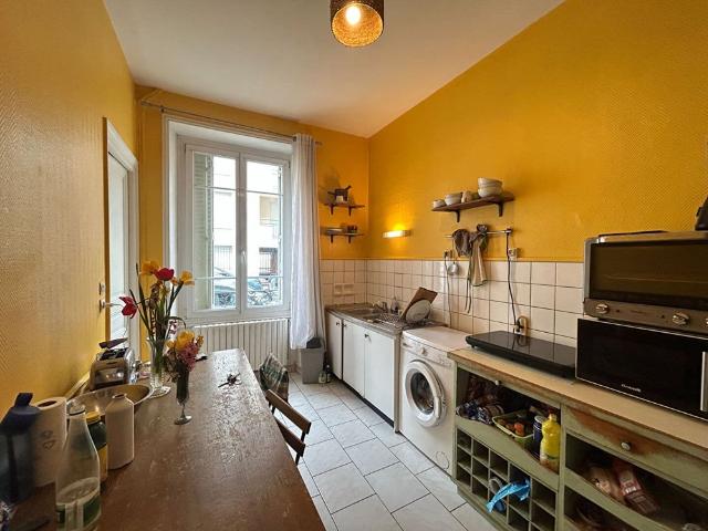 APPARTEMENT T3 57M² HYPER CENTRE