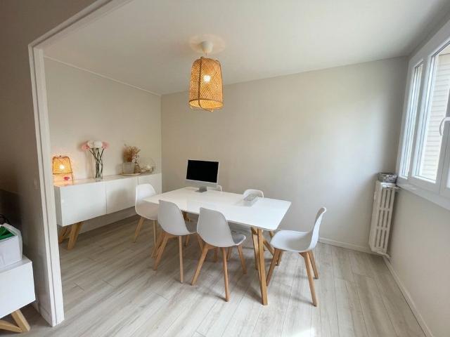 APPARTEMENT T3 63.44m2 VILLEURBANNE GRATTE CIEL MEUBLE