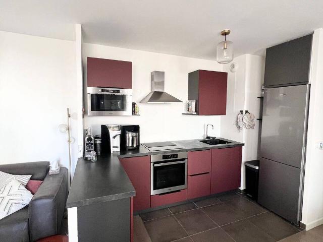 Appartement T3 63m2 Cuisine équipée Residence sécurisée en bord de Seine