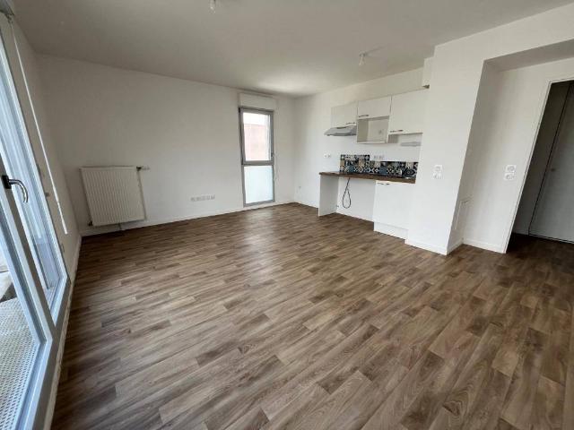 Appartement T3 60.5m2 à louer à Bruyères le châtel