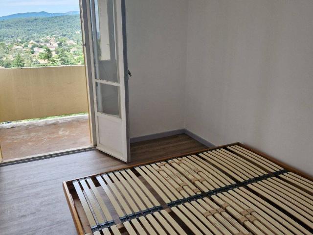 Appartement T3 60 m² avec balcon et cave