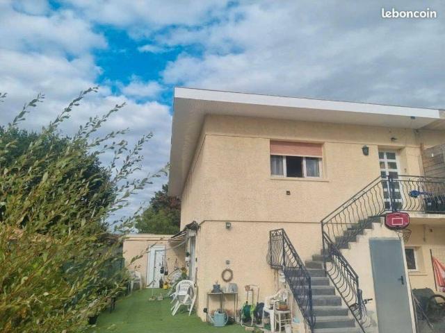 Appartement T3 60 m² 900 €
