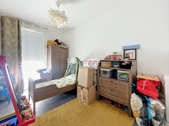 Appartement T3, 60m2, climatisé avec terrasse et parkings
