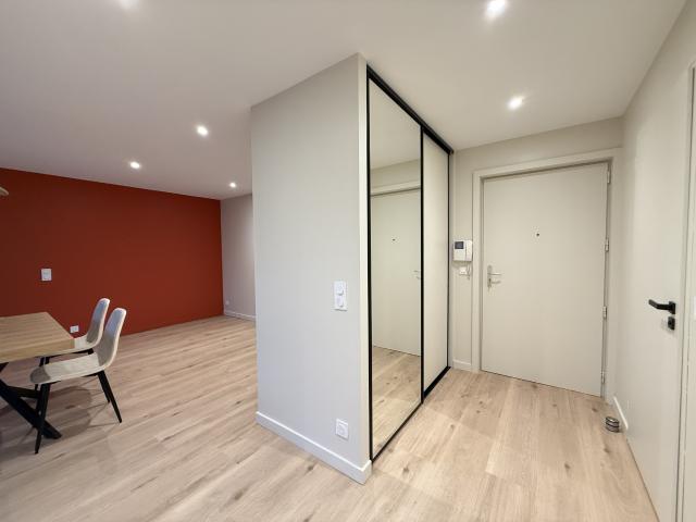 Appartement T3 67 M2 Balcon Cellier ALBERTVILLE 73