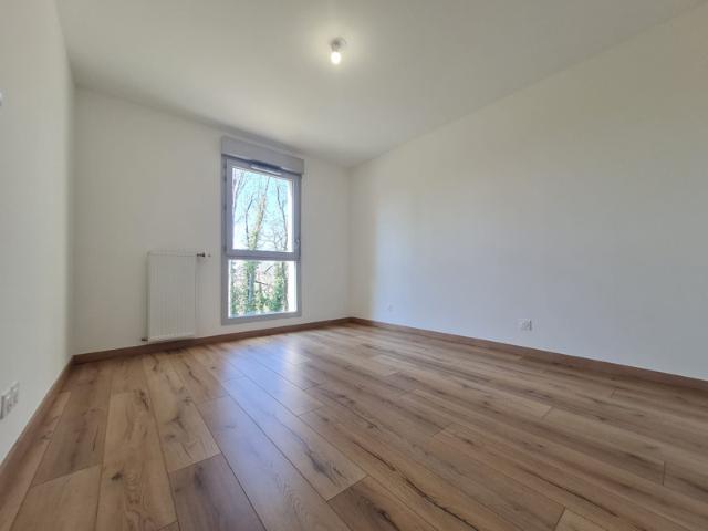 APPARTEMENT T3 67 M2 + GARAGE 74250 FILLINGES