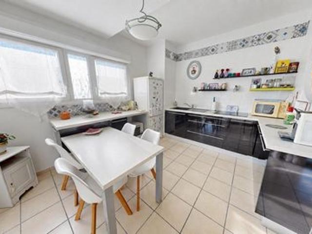 Appartement T3 65m2 L'Isle d'Abeau Secteur Pierre Louve