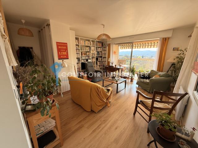 Appartement T3 66 m2 avec terrasse