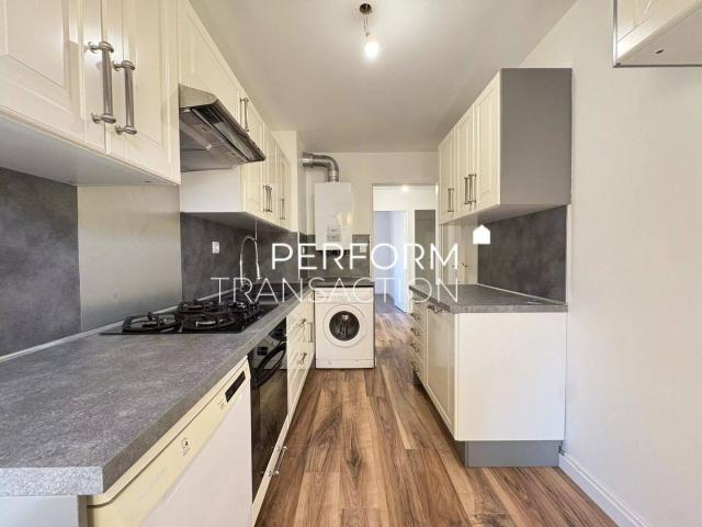 Appartement T3 70 m² avec terrasse 25 m², parking et cave