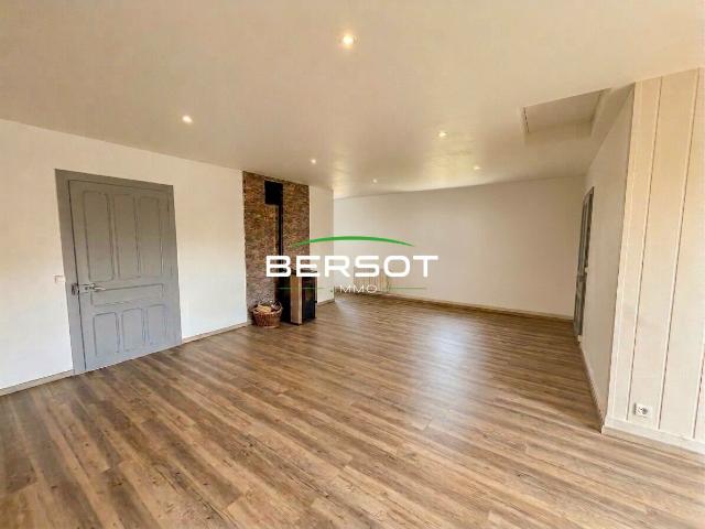 Appartement T3 70 m² proche centre ville de Valdahon 70m² Valdahon