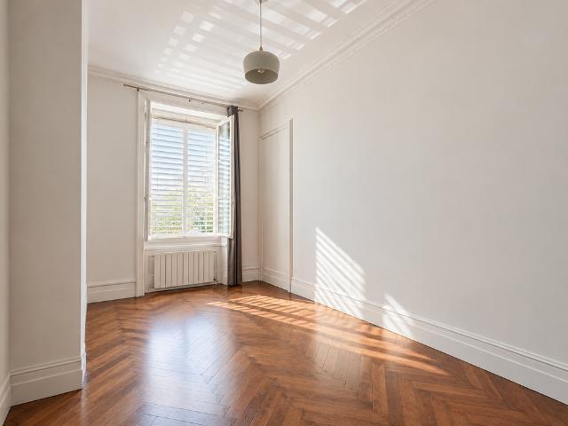 APPARTEMENT T3 74.21m² place des archives LYON 2