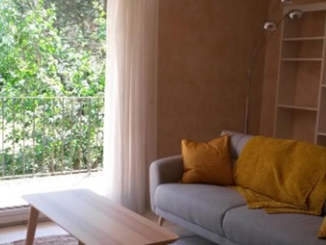 Appartement T3 74 m² 1250 avec parking