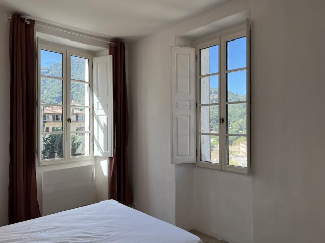 Appartement T3 74m2 centre village