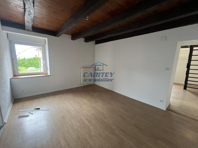 Appartement T3 75 m2 LURE 70200
