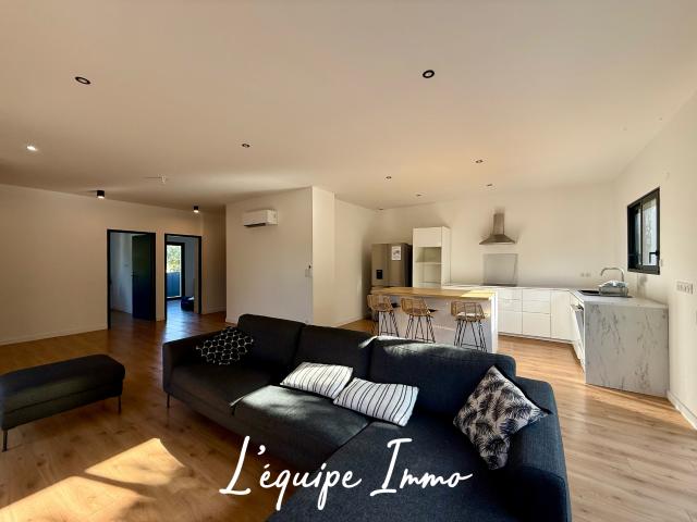 APPARTEMENT T3 83M2 AVEC JARDIN ET DEUX PLACES DE PARKING