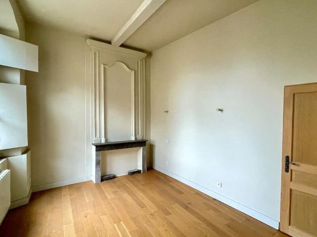 Appartement T3 – 80 m² – Centre ville de Valréas 84 80m² Valréas