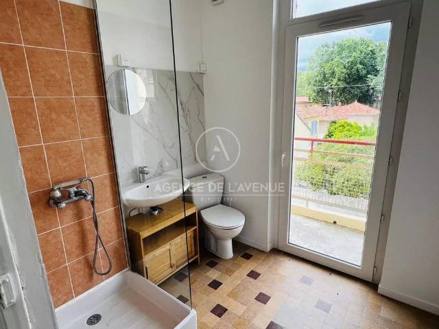 APPARTEMENT T3 83500 LA SEYNE SUR MER