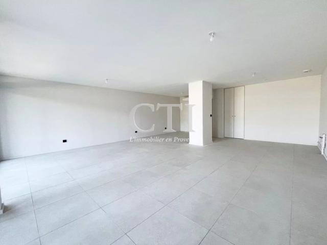Appartement T3 92.80 m² Résidence Les Terrasses du château