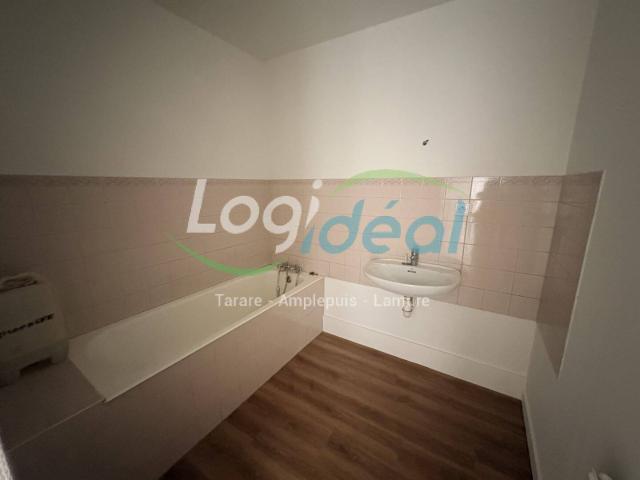 Appartement T3 1er étage avec Garage TARARE