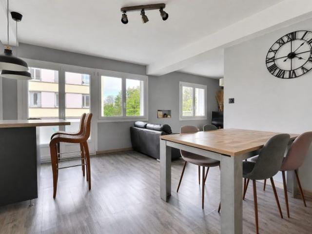 Appartement T3 2 balcons Garage