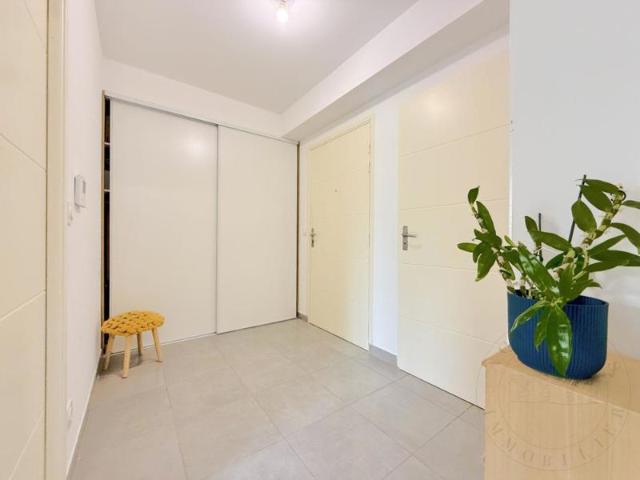 Appartement T3 2 Chambres CHAPONOST