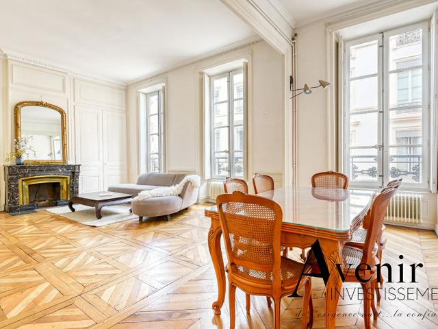 APPARTEMENT T3 2 CHAMBRES 90M2 AMPÈRE LYON 2 CHARME DE L'ANCIEN Lyon