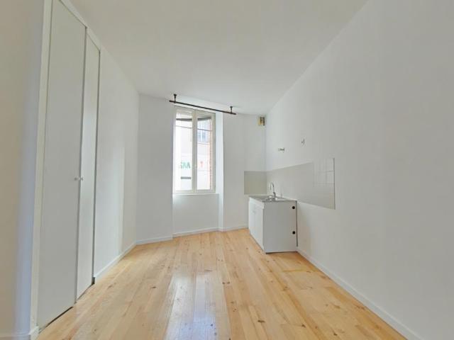 APPARTEMENT T3 TARBES CENTRE